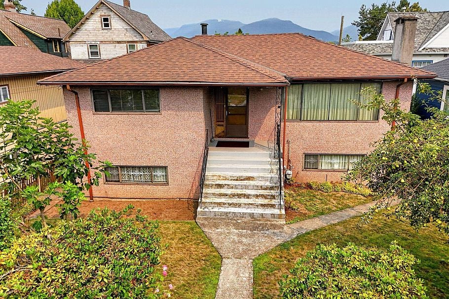 1955 Turner Street Vancouver, BC - 1