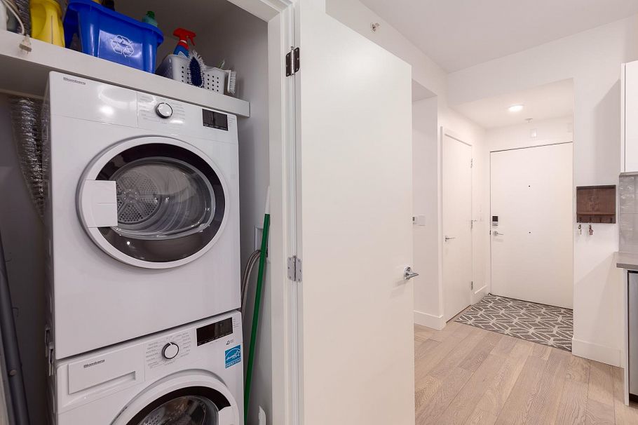 404 2666 Duke Street Vancouver, BC - 22