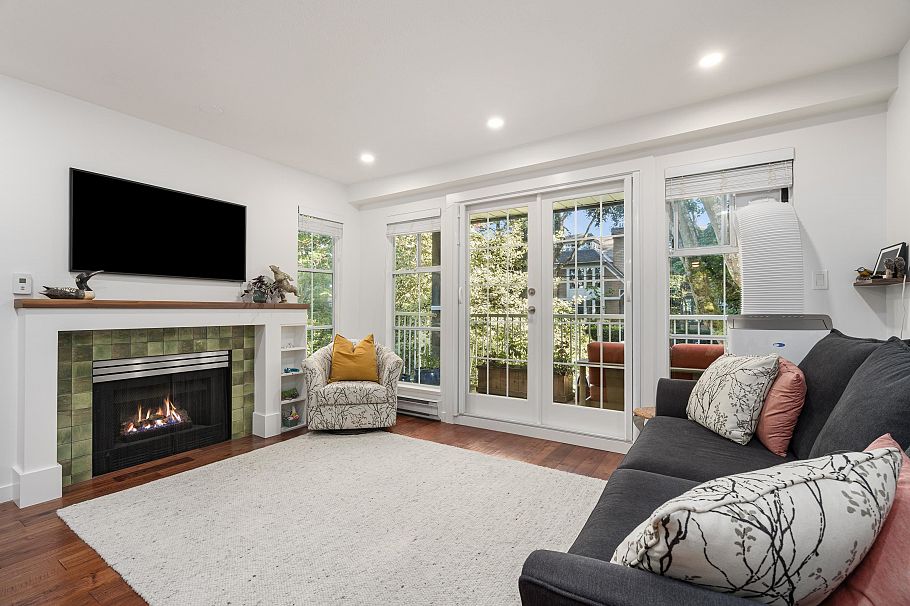 208 655 W 13th Avenue Vancouver, BC - 3