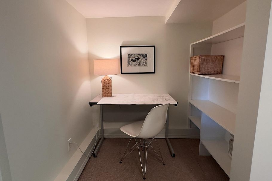 3336 E Georgia Street Vancouver, BC - 22