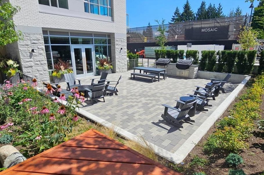 404 2375 Emery Court North Vancouver, BC - 32
