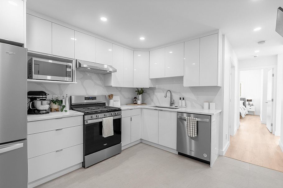 2617 Turner Street Vancouver, BC - 11