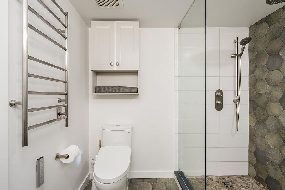 208 655 W 13th Avenue Vancouver, BC - 20