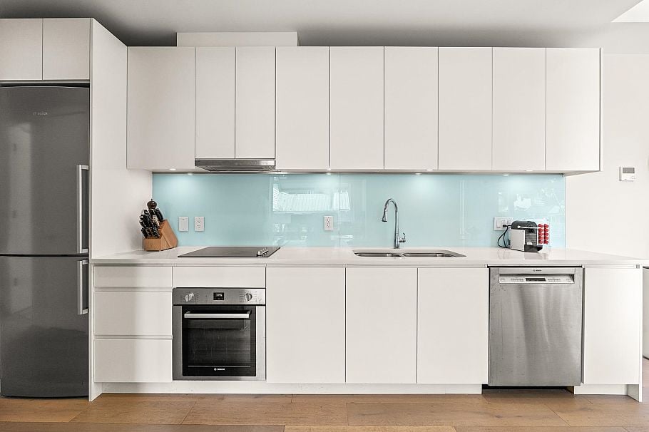 202 1591 Bowser Avenue North Vancouver, BC - 6