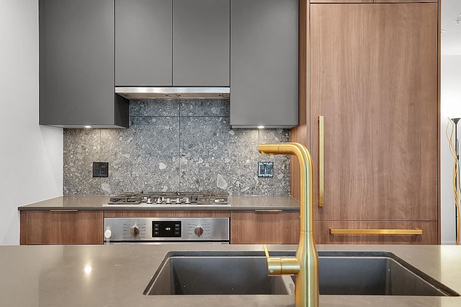 404 2375 Emery Court North Vancouver, BC - 1