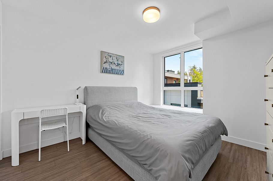 237 2060 Curling Road North Vancouver, BC - 18
