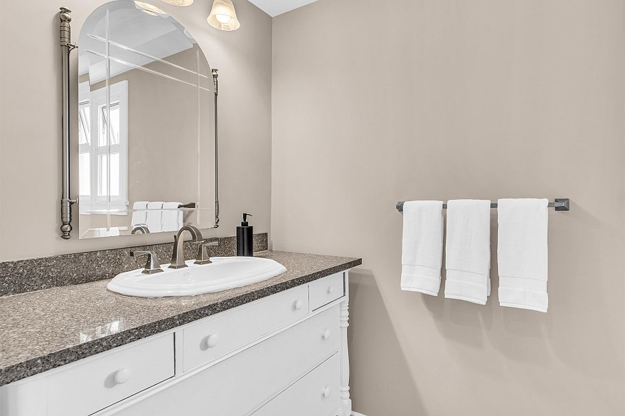 505 E 28th Avenue Vancouver, BC - 26