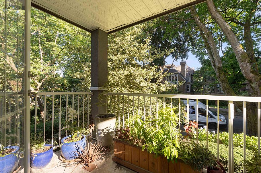 208 655 W 13th Avenue Vancouver, BC - 26