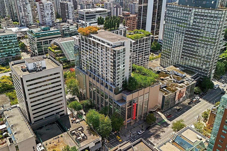 1321 938 SMITHE STREET, Vancouver BC V6Z 3H8 Vancouver, BC - 1