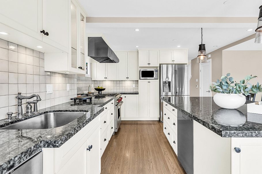 505 E 28th Avenue Vancouver, BC - 13