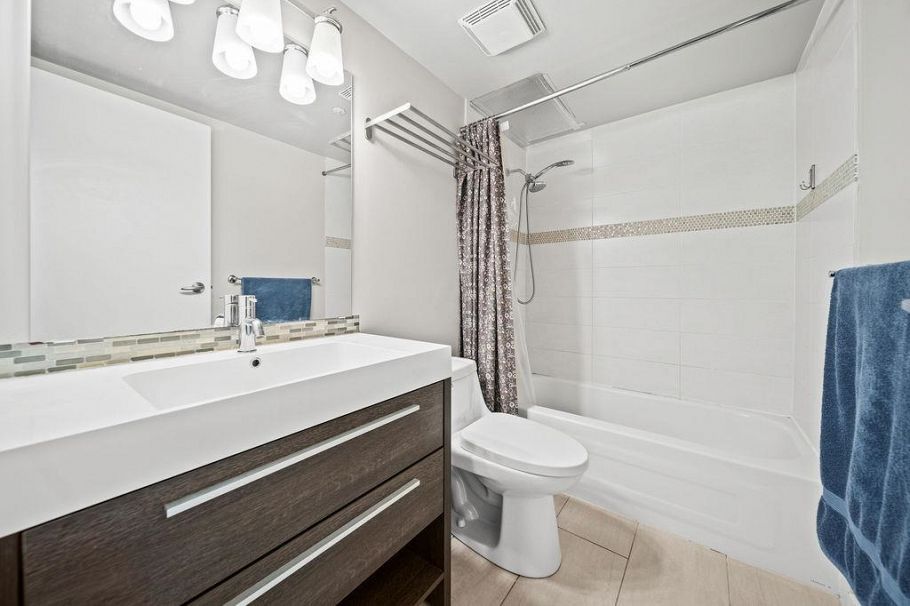 2801 1008 Cambie Street Vancouver, BC - 24