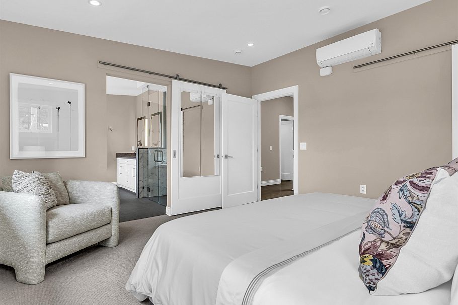 505 E 28th Avenue Vancouver, BC - 16