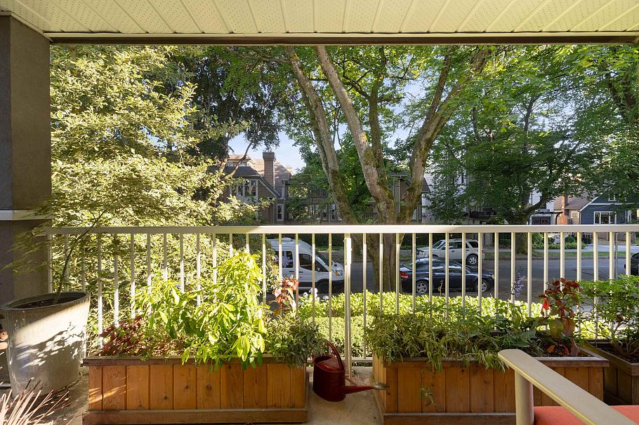 208 655 W 13th Avenue Vancouver, BC - 25