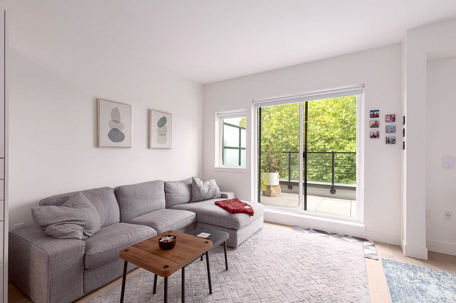 404 2666 Duke Street Vancouver, BC - 9