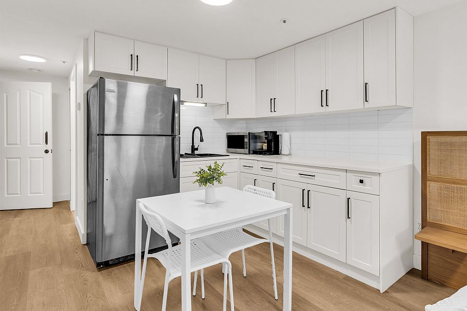 4588 James Street Vancouver, BC - 31