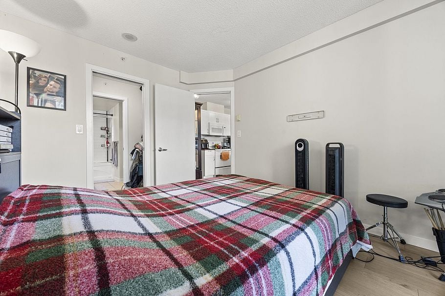 1321 938 SMITHE STREET, Vancouver BC V6Z 3H8 Vancouver, BC - 10