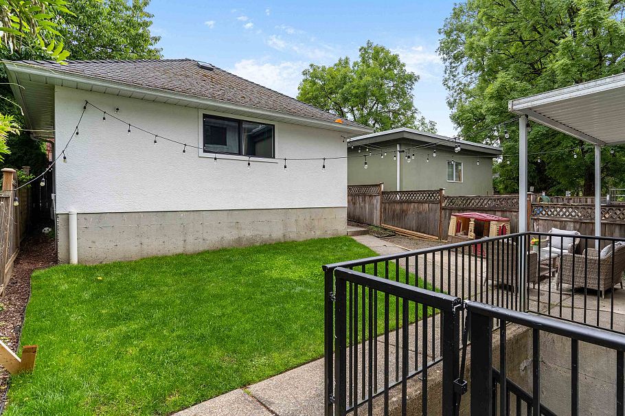 4588 James Street Vancouver, BC - 34