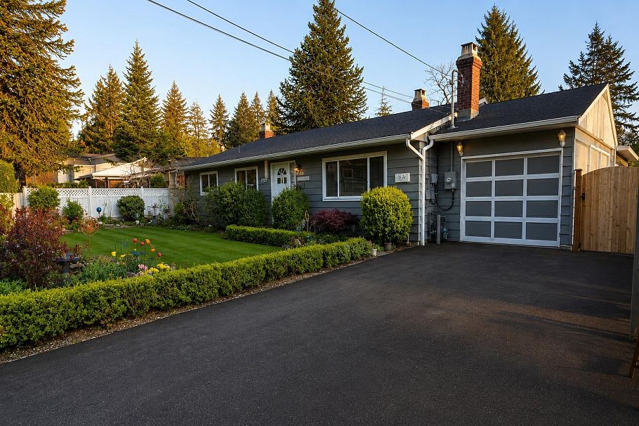 1350 Berkley Road North Vancouver, BC - 2
