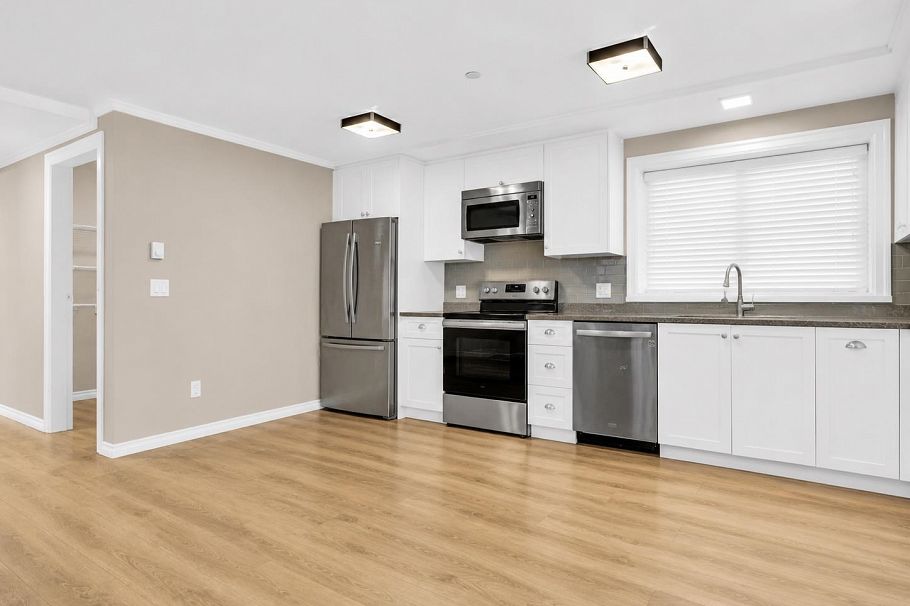 505 E 28th Avenue Vancouver, BC - 33