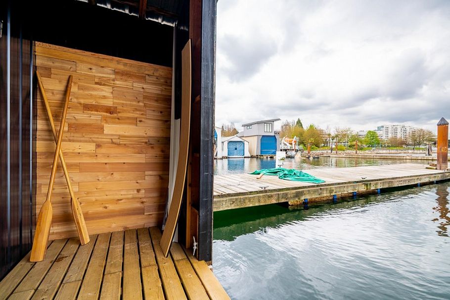 A24 415 Esplanade North Vancouver, BC - 14