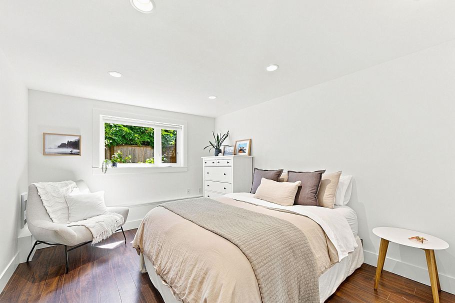 1942 Banbury Road North Vancouver, BC - 20