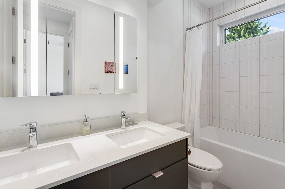 609 E 4th Street North Vancouver, BC - 26