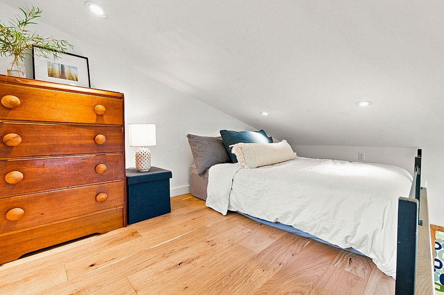1942 Banbury Road North Vancouver, BC - 35
