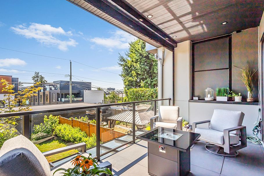 609 E 4th Street North Vancouver, BC - 12