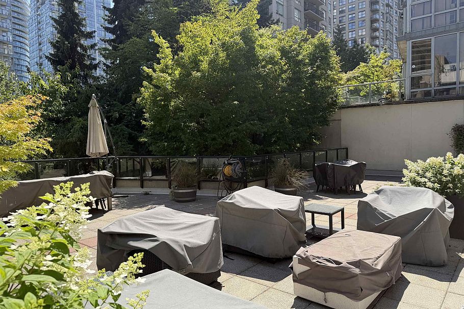 1003 930 Cambie Street Vancouver, BC - 25