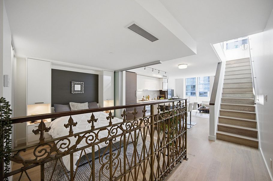 504 1477 W Pender Street Vancouver, BC - 1