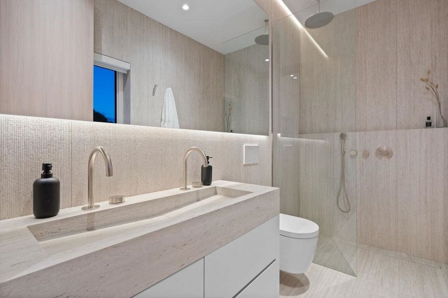 2 2935 W 15th Avenue Vancouver, BC - 20