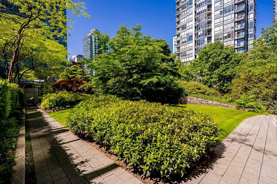 1803 1200 W Georgia Street Vancouver, BC - 28