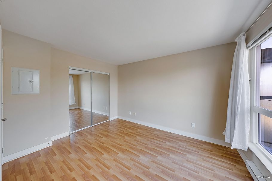 PH1 2265 E Hastings Street Vancouver, BC - 3
