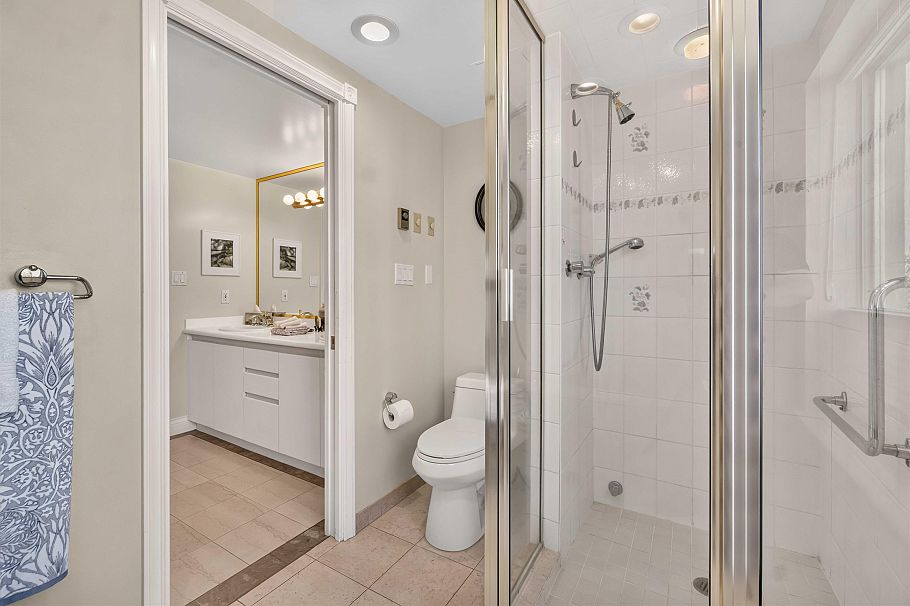 9 2128 W 43rd Avenue Vancouver, BC - 23
