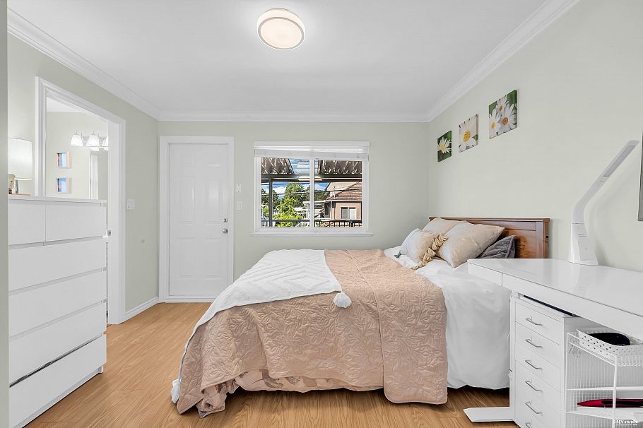 6925 Main Street Vancouver, BC - 16