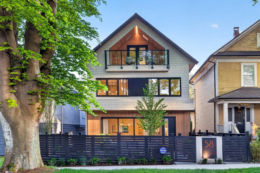 1 58 E 40th Avenue Vancouver, BC - 2