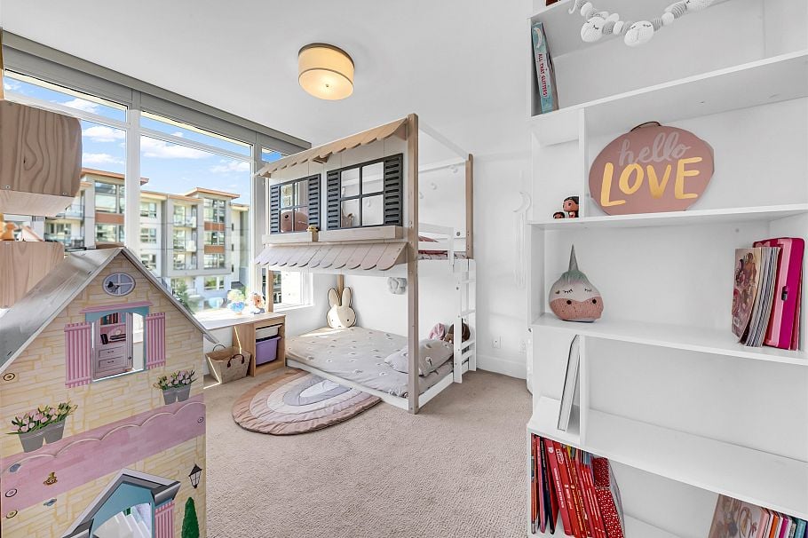 2707 Library Lane North Vancouver, BC - 16