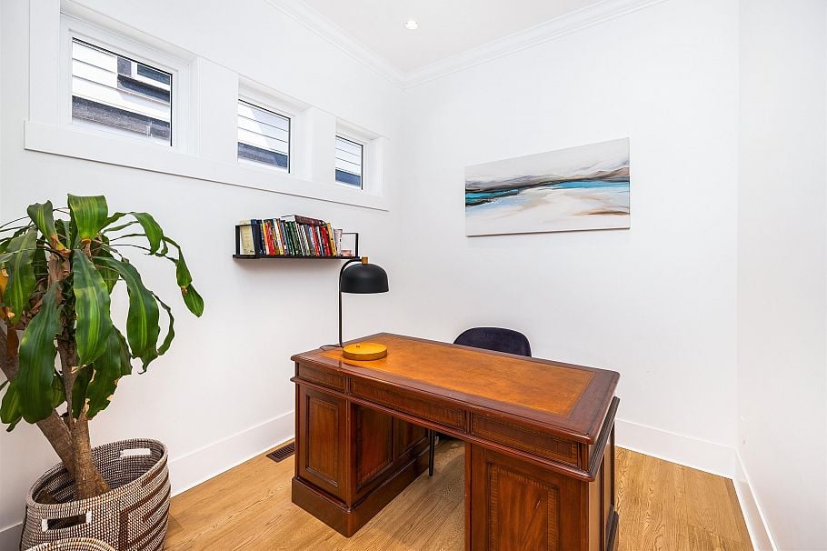 1585 Draycott Road North Vancouver, BC - 26