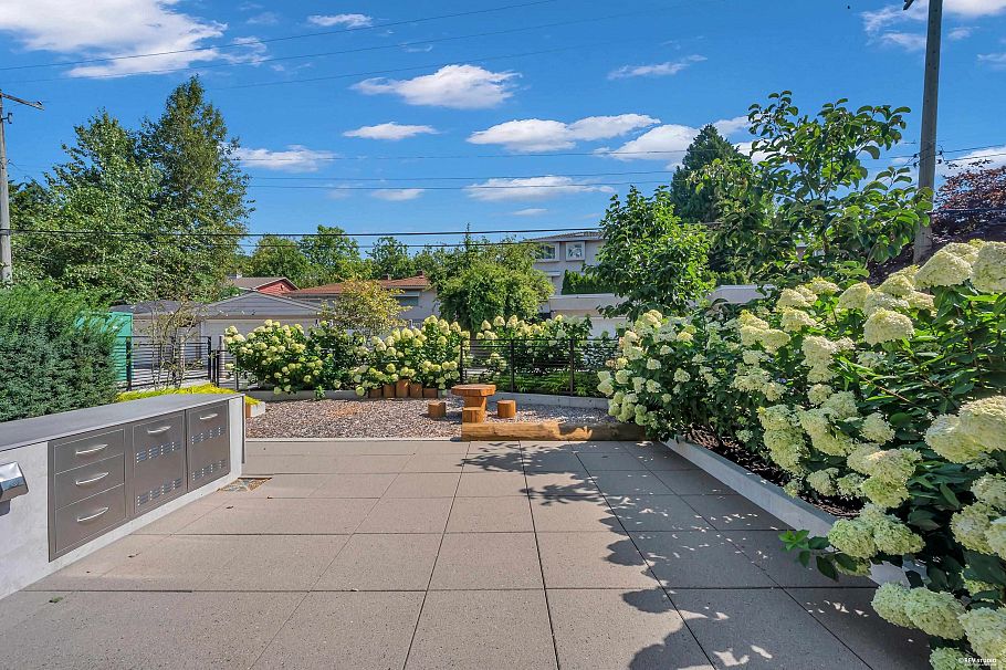 108 5168 Cambie Street Vancouver, BC - 25