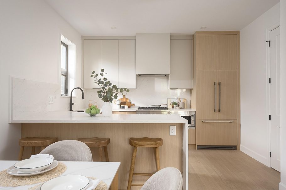 922 E 16th Avenue Vancouver, BC - 8
