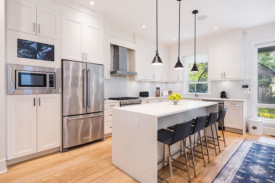 1585 Draycott Road North Vancouver, BC - 11