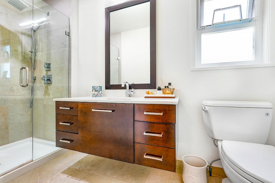 3277 Chesterfield Avenue North Vancouver, BC - 13