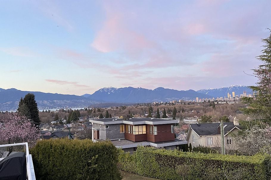 3655 Quesnel Drive Vancouver, BC - 36