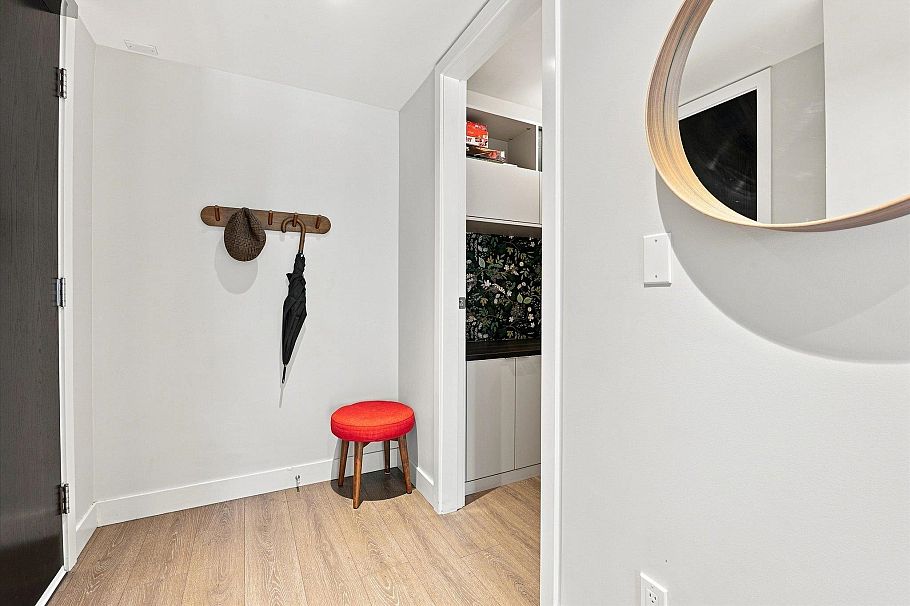 323 1588 E Hastings Street Vancouver, BC - 26