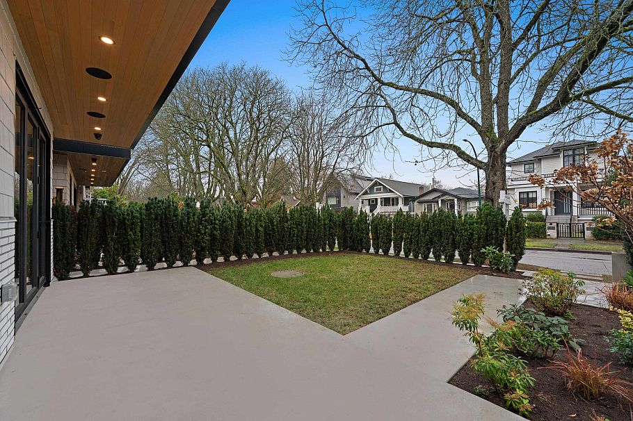 1 2846 W 12th Avenue Vancouver, BC - 38