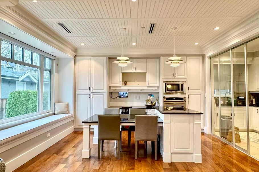 2979 W 31st Avenue Vancouver, BC - 4