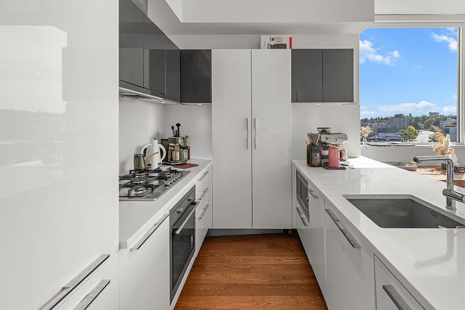 1001 108 E 1st Avenue Vancouver, BC - 3