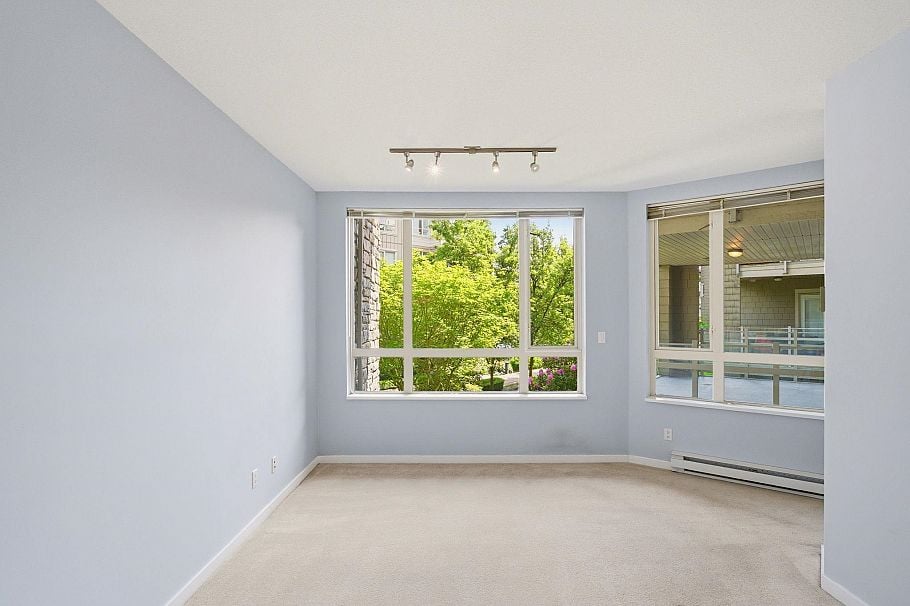 318 560 Raven Woods Drive North Vancouver, BC - 20