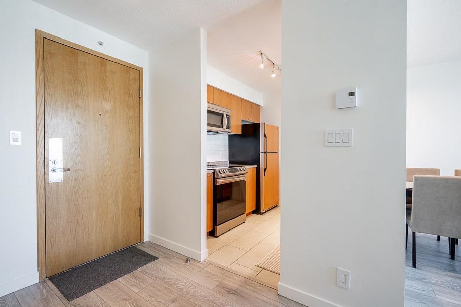 1803 1200 W Georgia Street Vancouver, BC - 11
