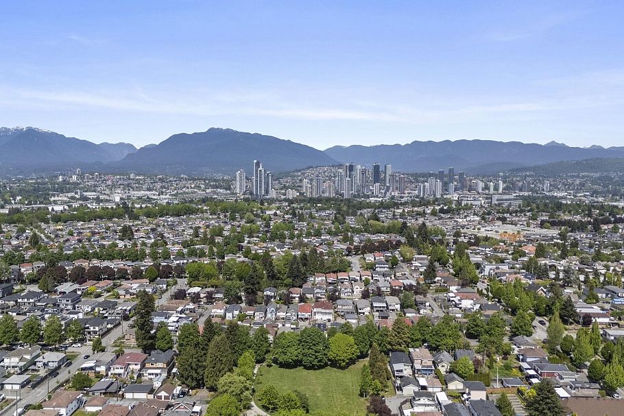 406 3489 Ascot Place Vancouver, BC - 24